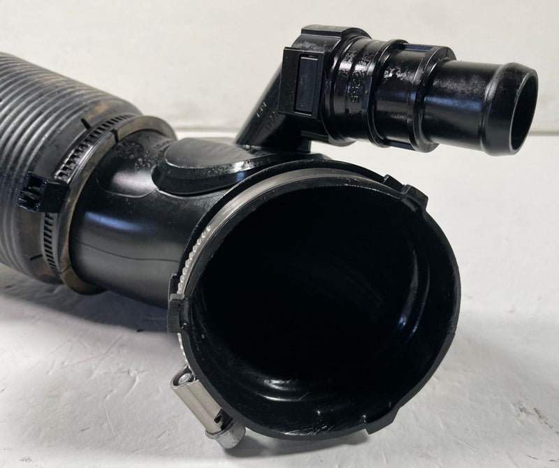 Load image into Gallery viewer, 2021-2026 HYUNDAI SANTA FE ENGINE AIR CLEANER INTAKE HOSE TUBE PIPE 2.5L #112057

