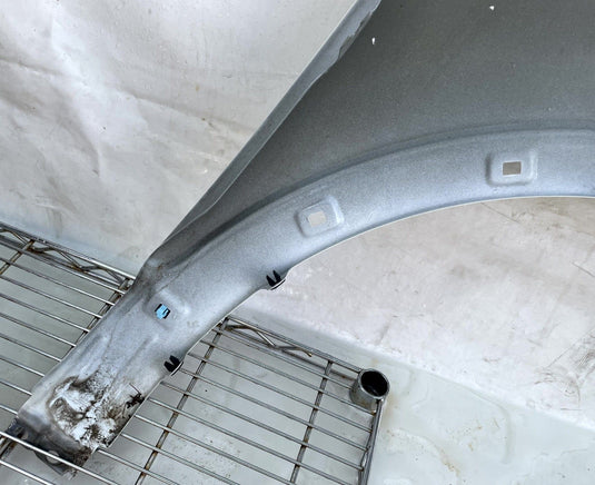 KIA TELLURIDE FRONT LEFT DRIVER SIDE FENDER ASSEMBLY WHITE (GWP) 20-25
