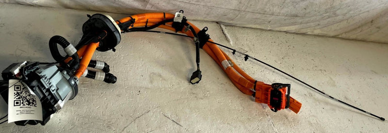 Load image into Gallery viewer, 2024 - 2026 HONDA PROLOGUE BATTERY CHARGING PORT W/ CABLE WIRE HARNESS # 114282
