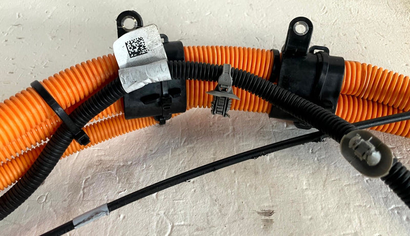 Load image into Gallery viewer, 2024 - 2026 HONDA PROLOGUE BATTERY CHARGING PORT W/ CABLE WIRE HARNESS # 114282
