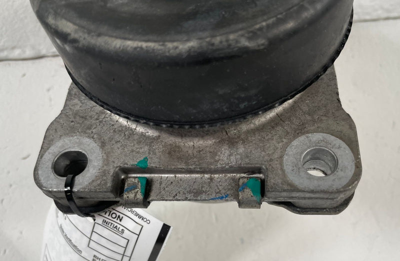 Load image into Gallery viewer, 2015 - 2021 FORD MUSTANG FRONT RIGHT SIDE ENGINE MOUNT INSULATOR 2.3L # 112934
