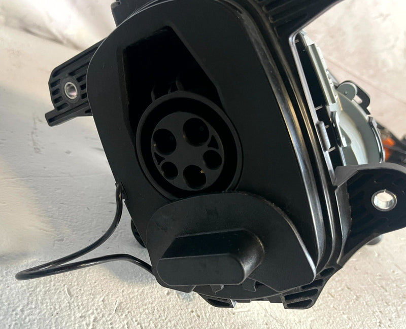 Load image into Gallery viewer, 2024 - 2026 HONDA PROLOGUE BATTERY CHARGING PORT W/ CABLE WIRE HARNESS # 114282
