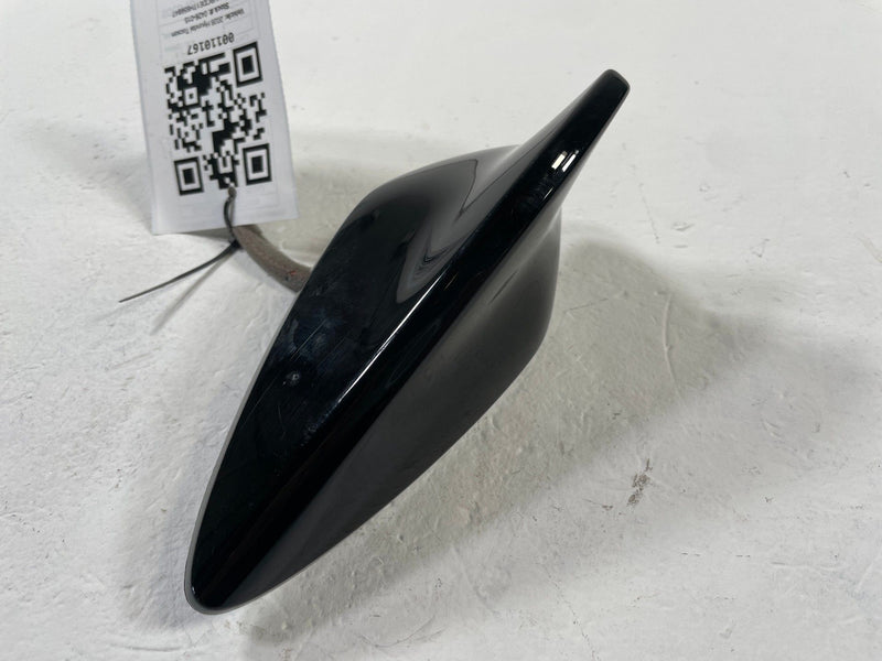Load image into Gallery viewer, 2025-2026 HYUNDAI TUCSON SANTA CRUZ REAR ROOF SHARK FIN ANTENNA MODULE # 110167
