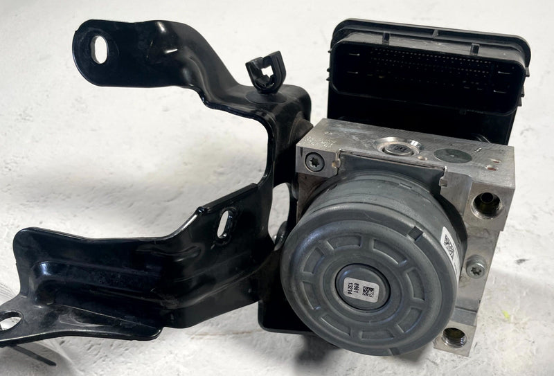 Load image into Gallery viewer, 2021 - 2025 FORD BRONCO SPORT ABS ANTI LOCK BRAKE PUMP MODULE UNIT # 111563

