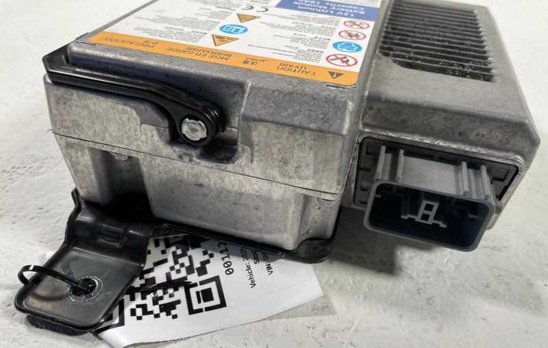 Load image into Gallery viewer, 24-26 HYUNDAI SANTA FE LITHIUM ION BATTERY CONTROL MODULE UNIT 12V 19AH # 112072
