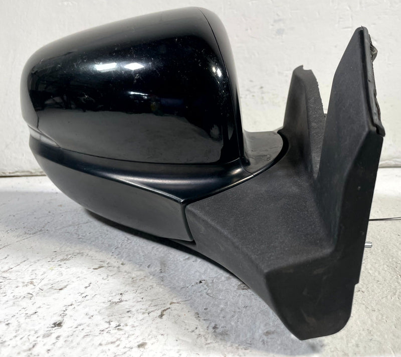 Load image into Gallery viewer, 2019-2025 HONDA PASSPORT FRONT RIGHT SIDE EXTERIOR DOOR MIRROR BLACK # 107484
