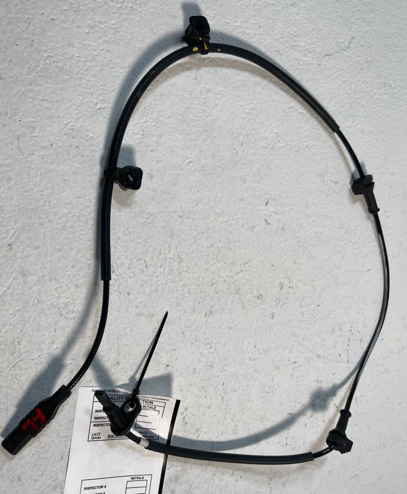 Load image into Gallery viewer, 2022-25 HYUNDAI TUCSON FRONT LEFT DRIVER SIDE ABS WHEEL SPEED SENSOR #107318
