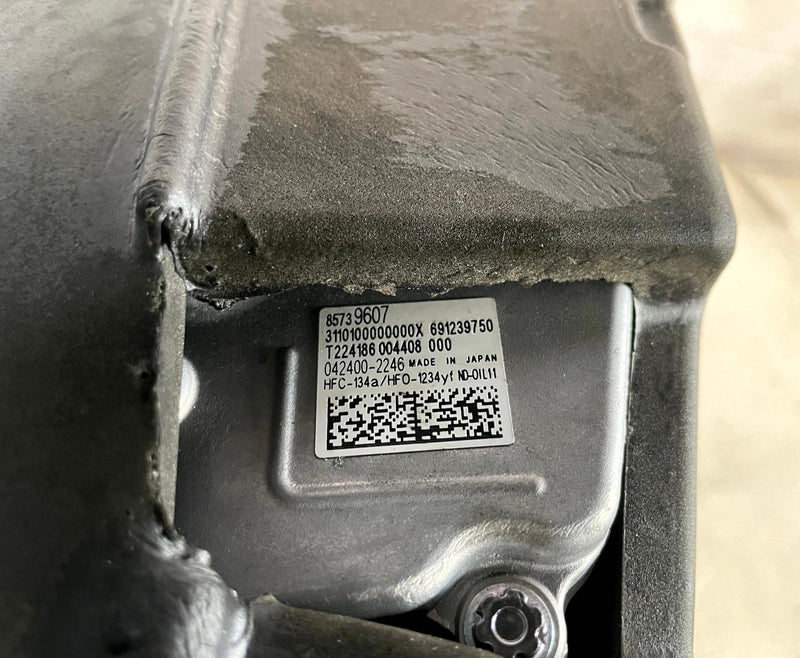 Load image into Gallery viewer, 24-25 HONDA PROLOGUE ELECTRIC AC AIR CONDITIONING COMPRESSOR W/ COVER # 114280
