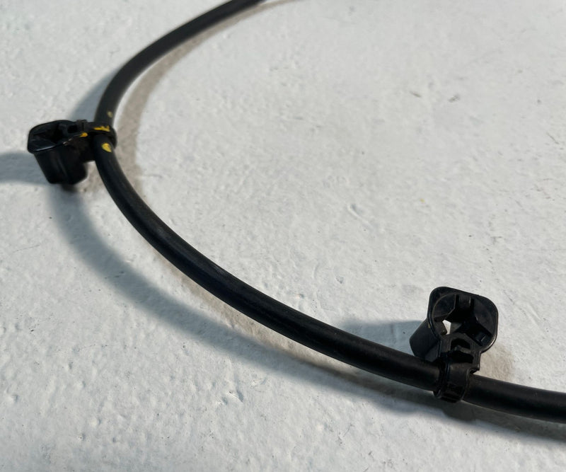 Load image into Gallery viewer, 2022-25 HYUNDAI TUCSON FRONT LEFT DRIVER SIDE ABS WHEEL SPEED SENSOR #107318
