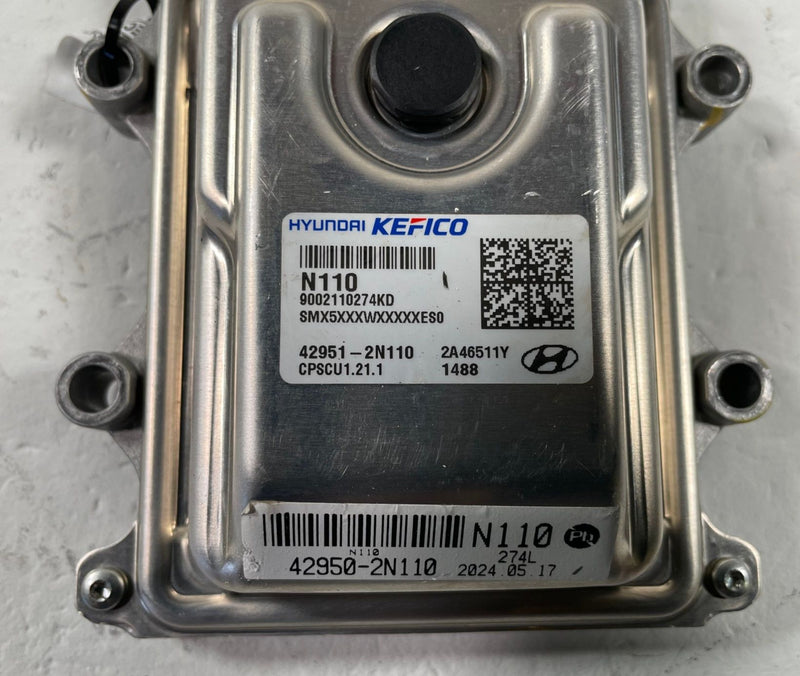 Load image into Gallery viewer, 2024-2025 HYUNDAI SANTA FE TCM TRANSMISSION COMPUTER CONTROL MODULE 2.5L #112058
