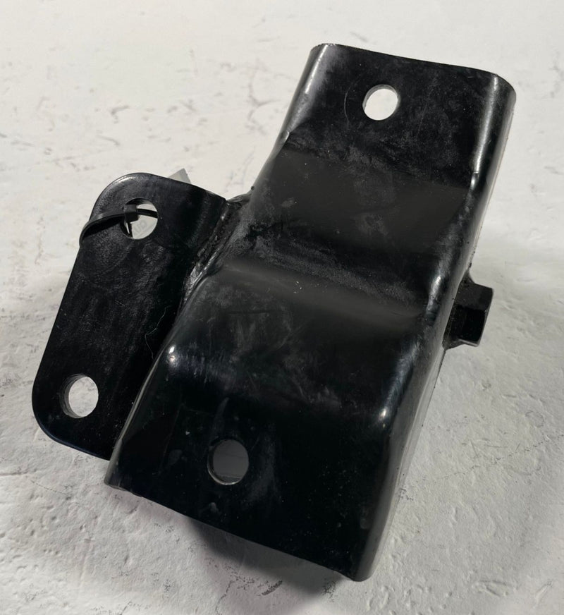 Load image into Gallery viewer, 2024-2026 HYUNDAI SANTA FE ENGINE STRUT ROD MOUNT SUPPORT BRACKET 2.5L # 112055
