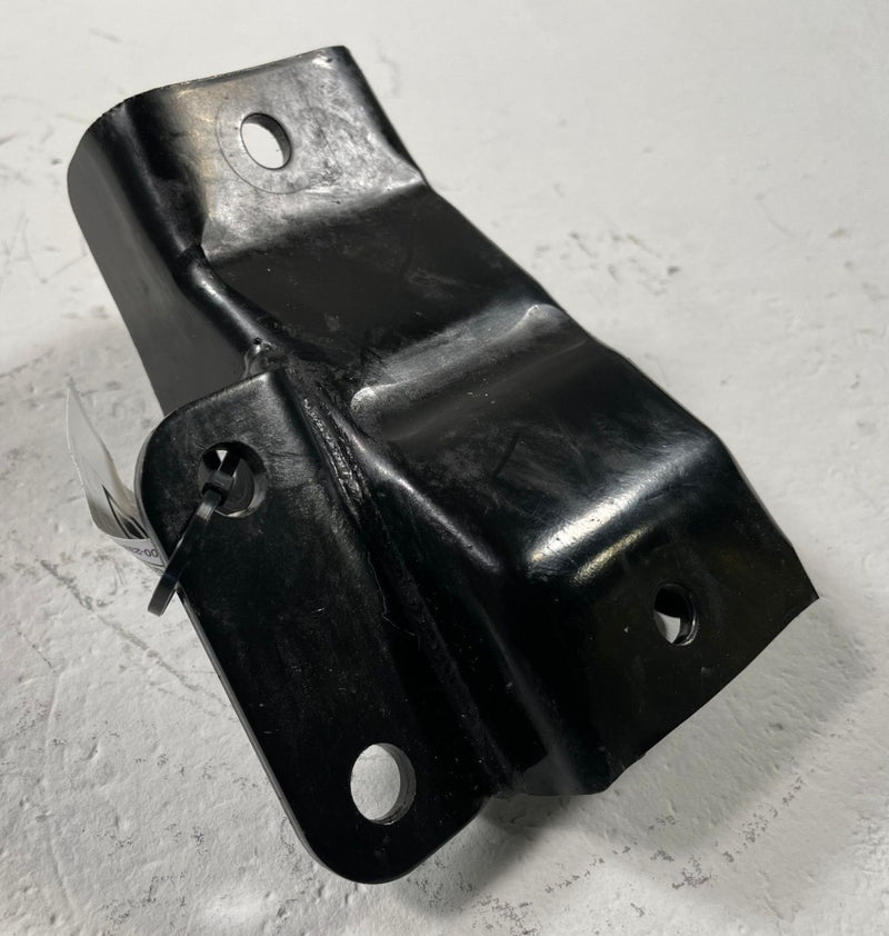 Load image into Gallery viewer, 2024-2026 HYUNDAI SANTA FE ENGINE STRUT ROD MOUNT SUPPORT BRACKET 2.5L # 112055
