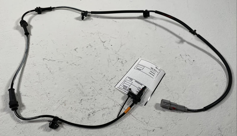 Load image into Gallery viewer, 2024-2026 HYUNDAI SANTA FE FRONT RIGHT SIDE ABS WHEEL SPEED SENSOR 2.5L # 112079
