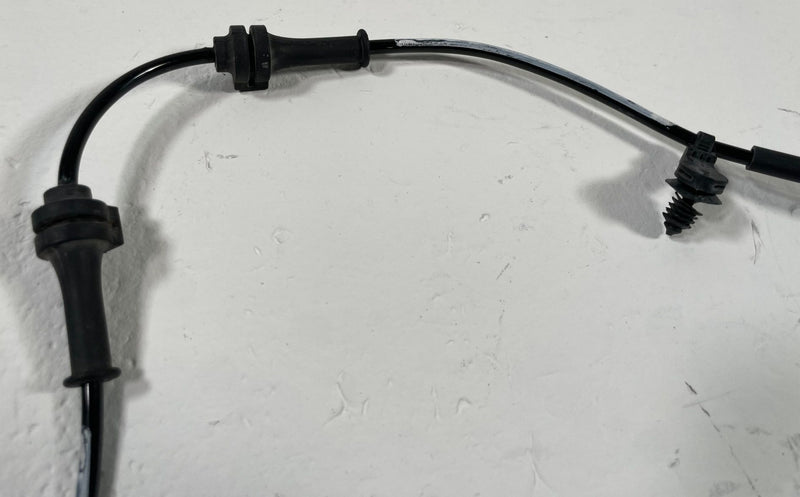 Load image into Gallery viewer, 2024-2026 HYUNDAI SANTA FE FRONT RIGHT SIDE ABS WHEEL SPEED SENSOR 2.5L # 112079
