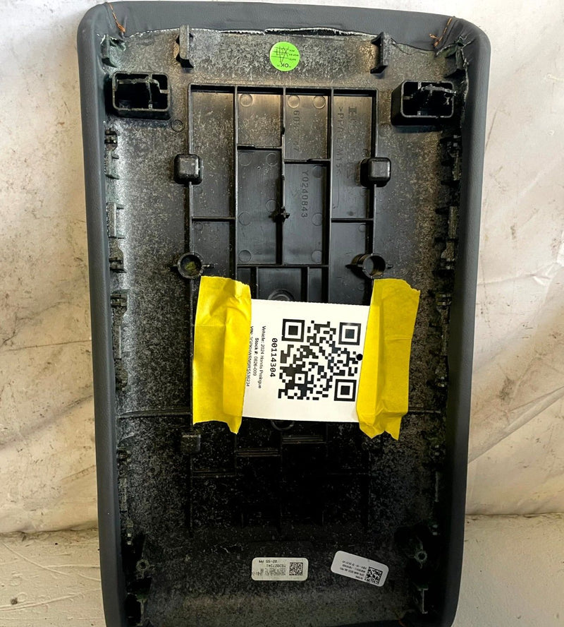 Load image into Gallery viewer, 2024-2026 HONDA PROLOGUE FRONT CENTER CONSOLE ARM REST ARMREST LID COVER #114304
