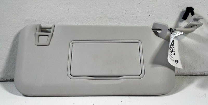 Load image into Gallery viewer, 2021 - 2025 FORD BRONCO FRONT RIGHT PASSENGER SIDE SUN VISOR SUNVISOR # 111558

