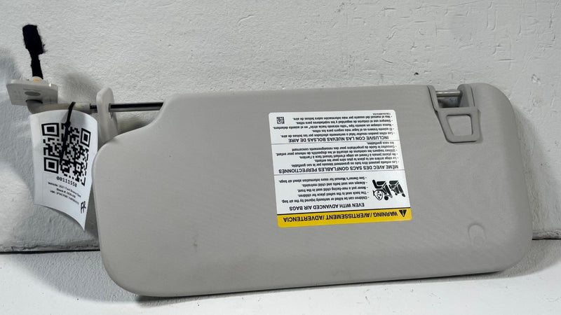Load image into Gallery viewer, 2021 - 2025 FORD BRONCO FRONT RIGHT PASSENGER SIDE SUN VISOR SUNVISOR # 111558
