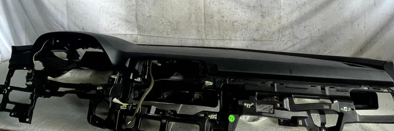 Load image into Gallery viewer, 2020-2022 KIA TELLURIDE FRONT DASHBOARD INSTRUMENT PANEL ASSEMBLY 3.8L # 114389
