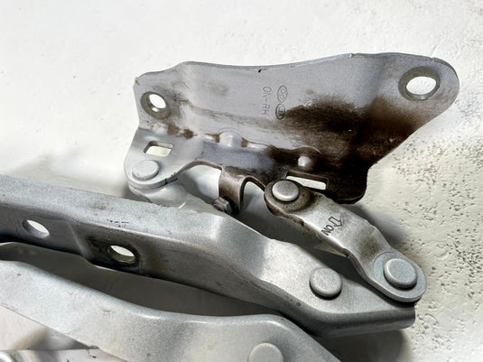 2020-2025 KIA TELLURIDE FRONT RIGHT & LEFT HOOD BONNET HINGE PAIR WHITE
