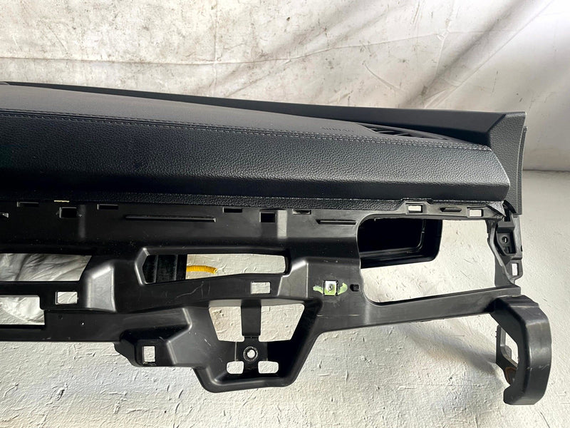 Load image into Gallery viewer, 2020-2022 KIA TELLURIDE FRONT DASHBOARD INSTRUMENT PANEL ASSEMBLY 3.8L # 114389
