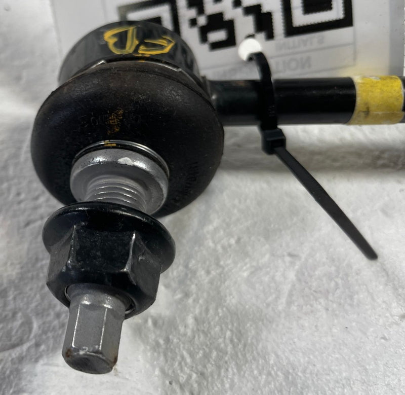 Load image into Gallery viewer, 2022-2025 HYUNDAI IONIQ 5 REAR LEFT STABILIZER SWAY ANTI ROLL BAR LINK # 108808
