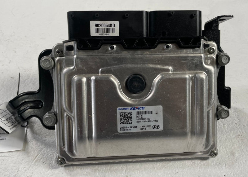 Load image into Gallery viewer, 2022-2024 HYUNDAI IONIQ 5 ENGINE CONTROL MODULE ECM VCU UNIT 39751-1XNN4 #108825
