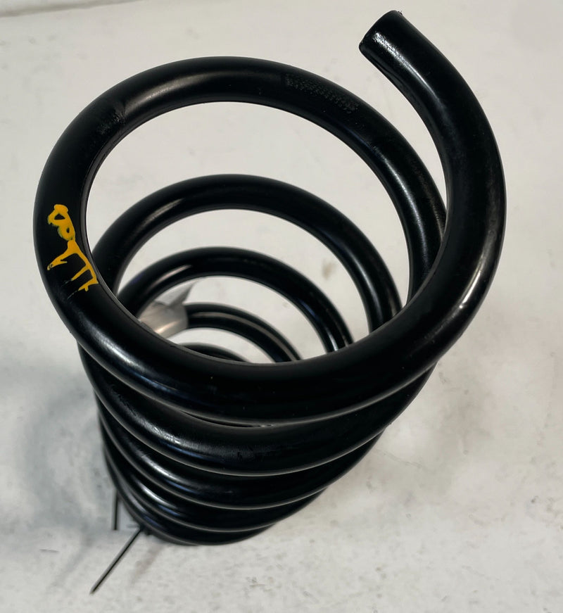 Load image into Gallery viewer, 22-24 HYUNDAI TUCSON FWD REAR LEFT OR RIGHT SIDE SUSPENSION COIL SPRING # 106101
