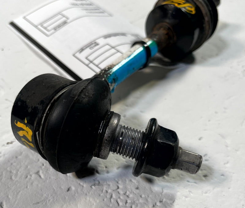 Load image into Gallery viewer, 2020-2025 KIA TELLURIDE REAR LH OR RH SIDE STABILIZER SWAY BAR END LINK # 114333
