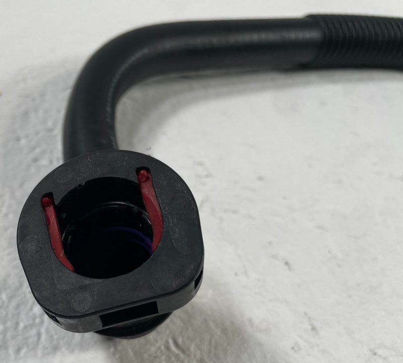 Load image into Gallery viewer, 22-24 HYUNDAI IONIQ 5 RWD BATTERY COOLANT COOLING WATER PUMP HOSE PIPE # 108826
