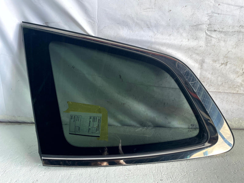 Load image into Gallery viewer, 2020-2021 KIA TELLURIDE REAR LEFT DRIVER SIDE QUARTER WINDOW GLASS # 114356
