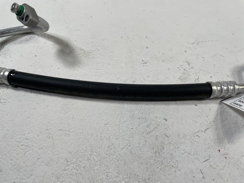 Load image into Gallery viewer, 22-26 HYUNDAI TUCSON A/C AIR CONDITIONING DISCHARGE HOSE TUBE LINE 2.5L # 110163
