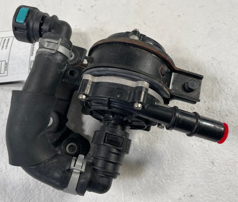 Load image into Gallery viewer, 2022-2024 HYUNDAI IONIQ 5 DRIVE MOTOR INVERTER COOLER COOLING WATER PUMP #108828
