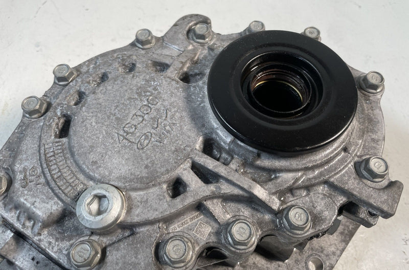 Load image into Gallery viewer, 21-25 HYUNDAI TUCSON AWD AUTO TRANSMISSION TRANSFER CASE 9K MILES 2.5L # 107401

