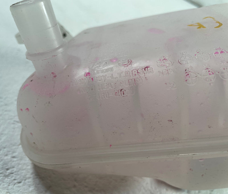 Load image into Gallery viewer, 2022-2024 HYUNDAI IONIQ 5 RADIATOR COOLANT RESERVOIR WATER TANK BOTTLE # 108816
