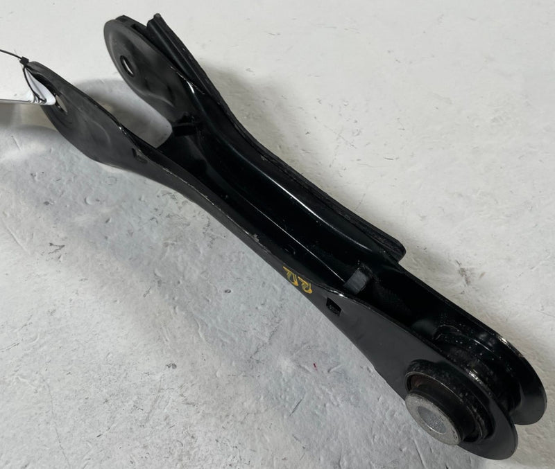 Load image into Gallery viewer, 2022-2026 HYUNDAI TUCSON REAR RIGHT PASSENGER LOWER LATERAL CONTROL ARM # 110160
