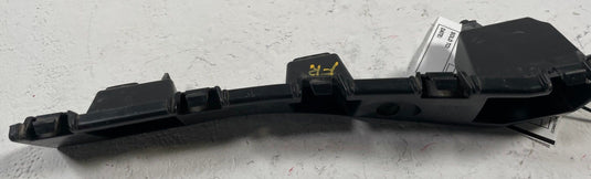 2015 - 2023 FORD MUSTANG FRONT RIGHT SKIRT ROCKER MOLDING BRACKET