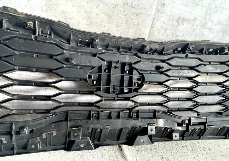 Load image into Gallery viewer, 2020 - 2022 KIA TELLURIDE FRONT UPPER GRILL PANEL CHROME 86350-S9100 # 114377
