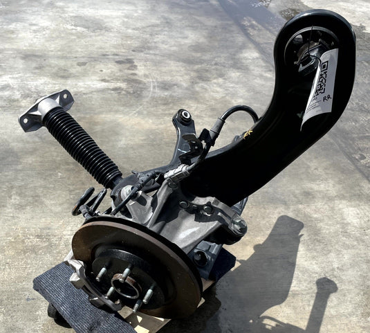 24-25 HYUNDAI SANTA FE FWD REAR RIGHT SIDE SUSPENSION KNEE ASSEMBLY 2.5L