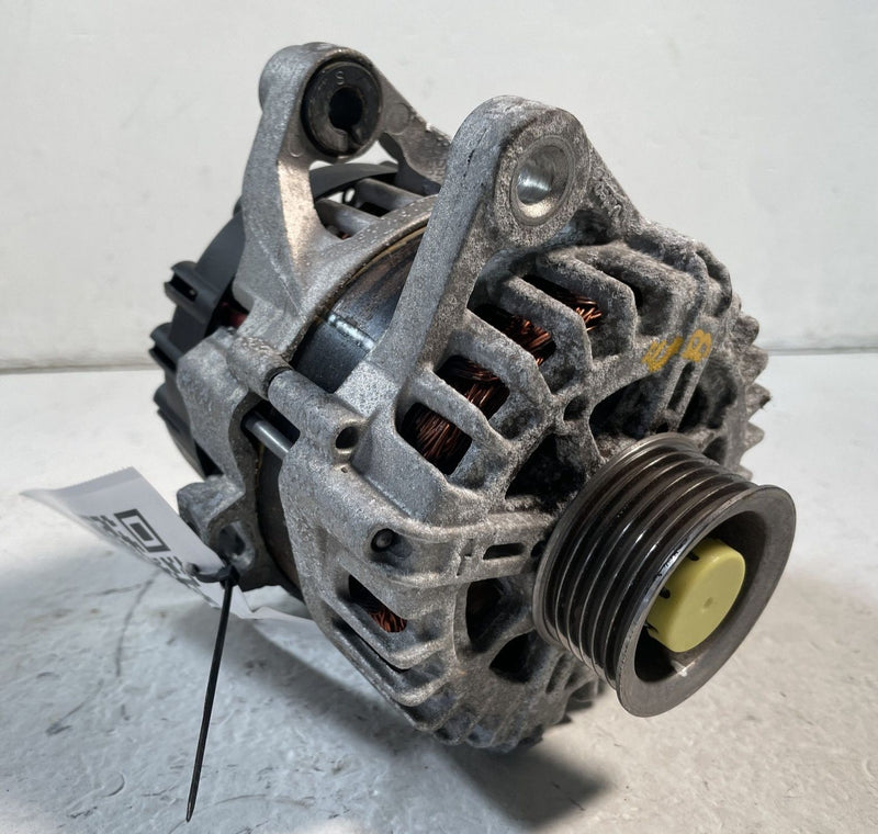 Load image into Gallery viewer, 2023 - 2025 HYUNDAI TUCSON ENGINE ALTERNATOR GENERATOR 37300-2SGD1 # 107403
