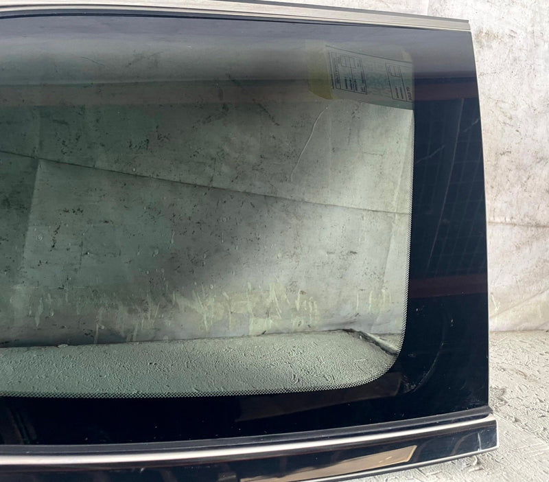 Load image into Gallery viewer, 2020-2022 KIA TELLURIDE REAR RIGHT PASSENGER SIDE QUARTER WINDOW GLASS # 114362
