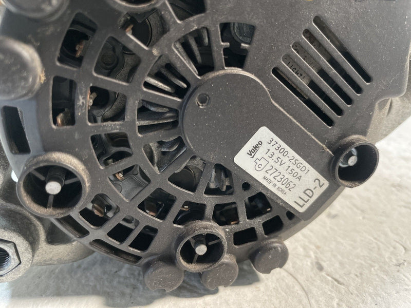 Load image into Gallery viewer, 2023 - 2025 HYUNDAI TUCSON ENGINE ALTERNATOR GENERATOR 37300-2SGD1 # 107403
