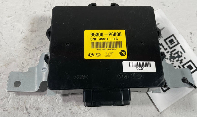 Load image into Gallery viewer, 24-26 HYUNDAI SANTA FE VOLTAGE INVERTER CONVERTER CONTROL MODULE UNIT # 112064
