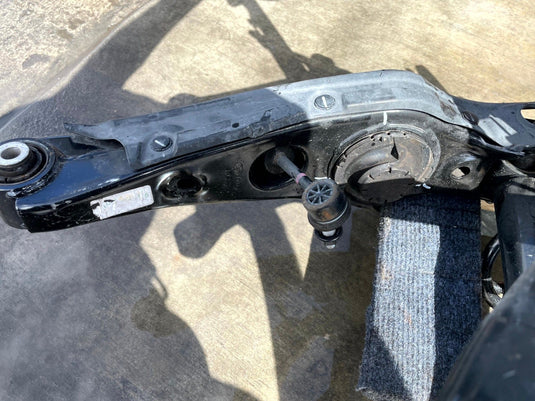 24-25 HYUNDAI SANTA FE FWD REAR RIGHT SIDE SUSPENSION KNEE ASSEMBLY 2.5L
