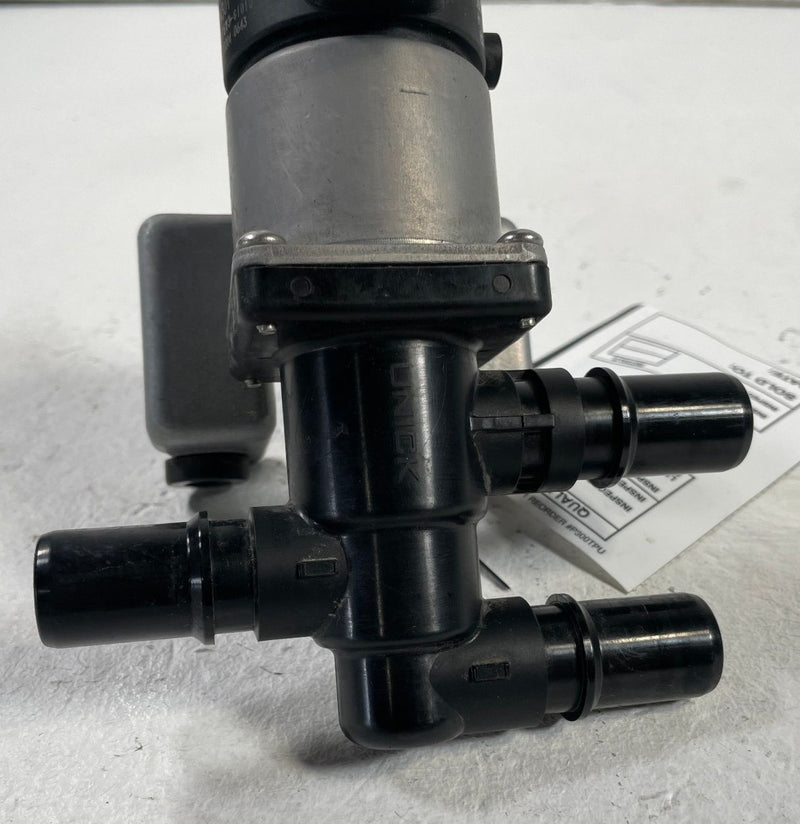 Load image into Gallery viewer, 2022-2024 HYUNDAI IONIQ 5 RWD HV BATTERY COOLANT 3 WAY CHANGEOVER VALVE # 108822
