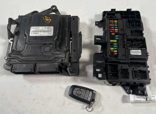 17-19 FORD MUSTANG ENGINE & BODY COMPUTER CONTROL MODULE W/ KEY FOB 2.3L