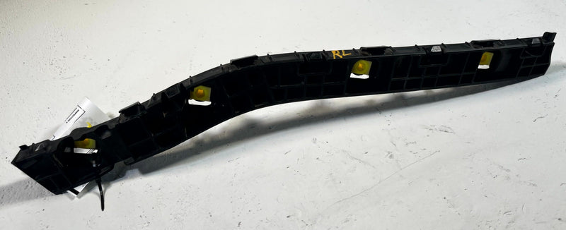 Load image into Gallery viewer, 2020 - 2025 KIA TELLURIDE REAR LEFT SIDE BUMPER UPPER SUPPORT BRACKET # 114330
