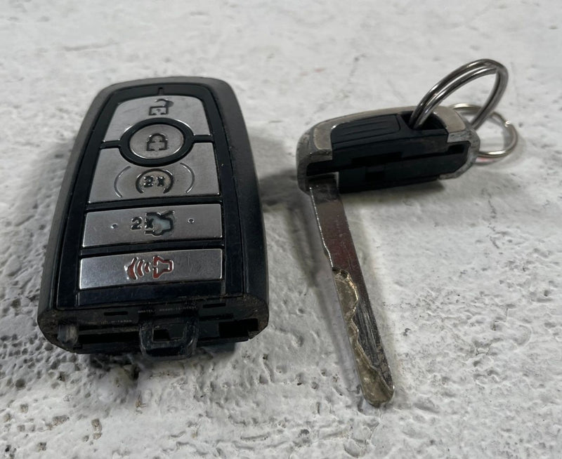 Load image into Gallery viewer, 17-19 FORD MUSTANG ENGINE &amp; BODY COMPUTER CONTROL MODULE W/ KEY FOB 2.3L #112924
