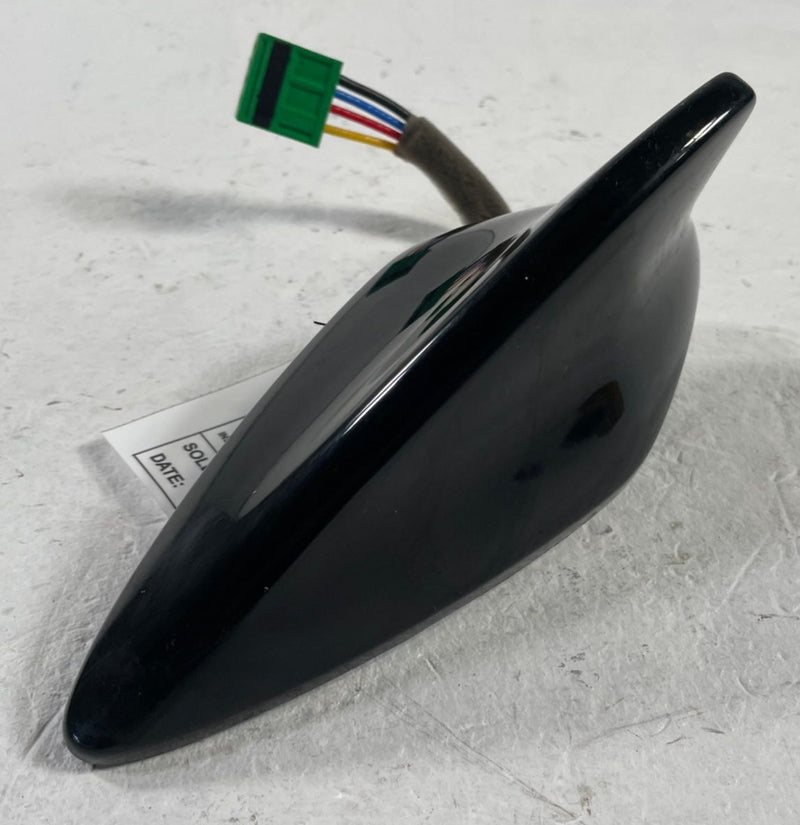 Load image into Gallery viewer, 2022-24 HYUNDAI IONIQ 5 TOP ROOF SATELLITE SHARK FIN RADIO ANTENNA BLACK #108823
