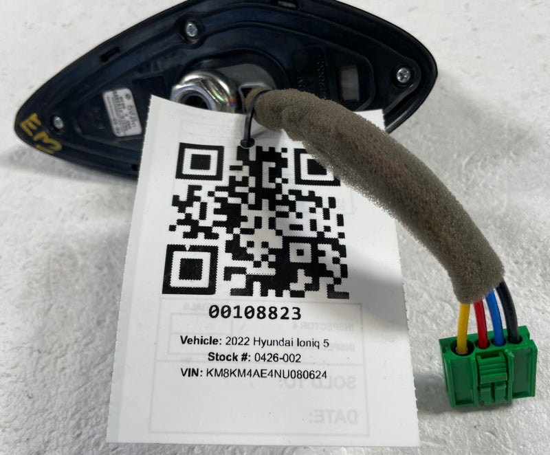 Load image into Gallery viewer, 2022-24 HYUNDAI IONIQ 5 TOP ROOF SATELLITE SHARK FIN RADIO ANTENNA BLACK #108823
