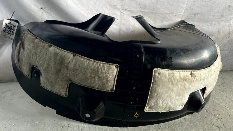 Load image into Gallery viewer, 20-25 KIA TELLURIDE REAR RIGHT INNER FENDER LINER SPLASH GUARD SHIELD # 114396
